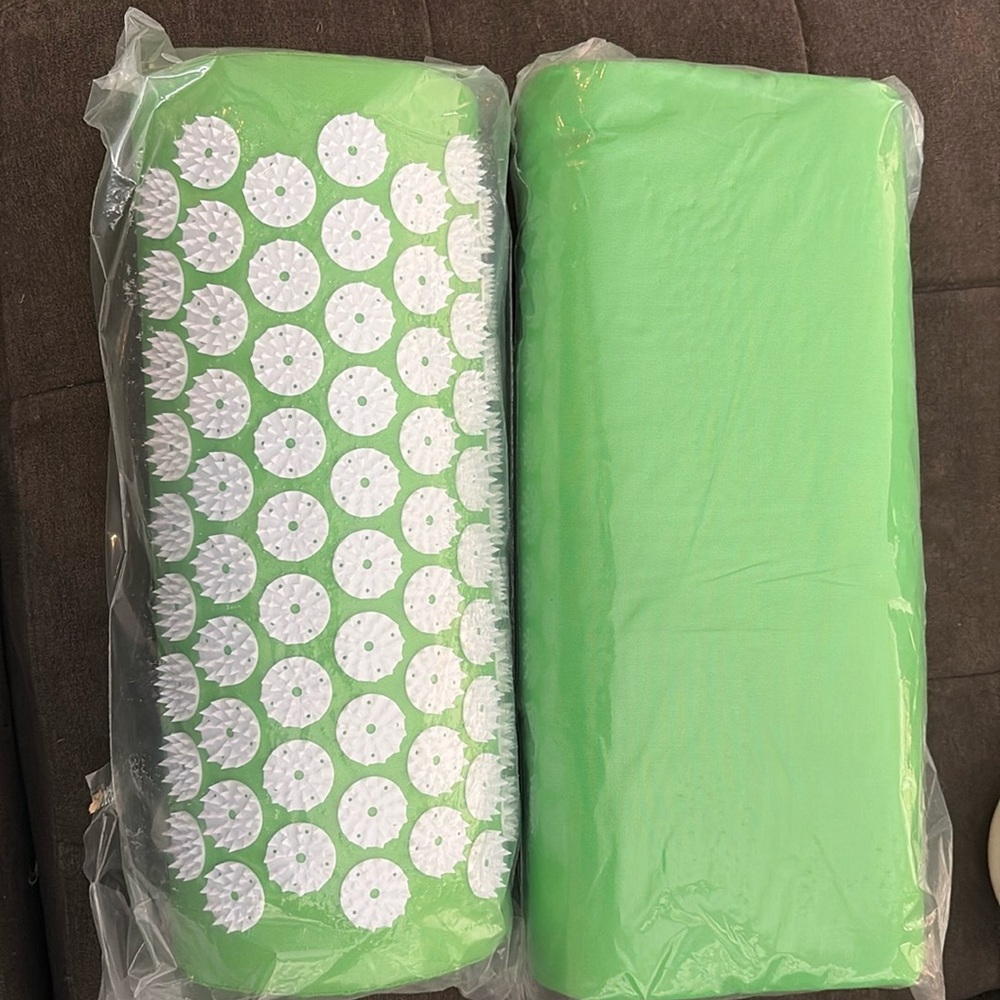 NWT ProsourceFit Acupuncture Mat and Pillow - Green